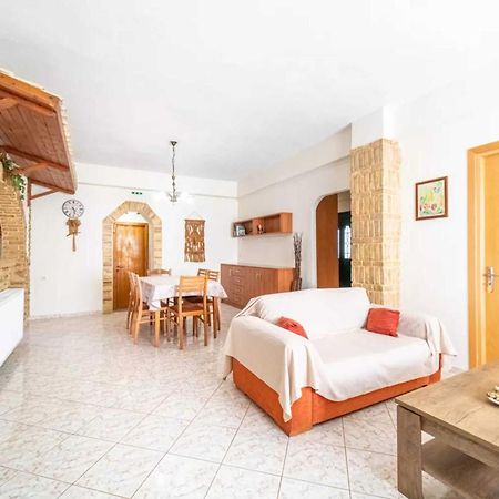 Villa Theo Marathias  Luaran gambar