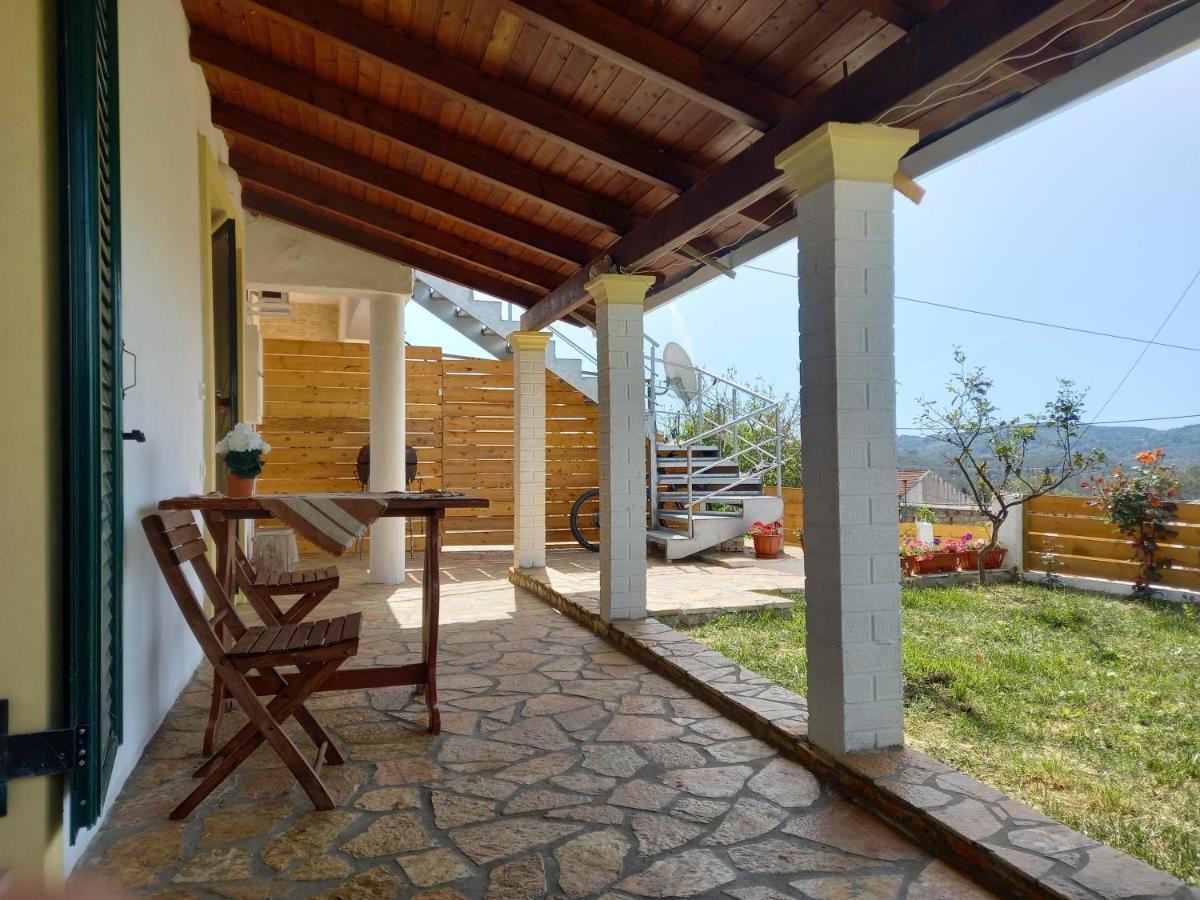 Villa Theo Marathias  Luaran gambar