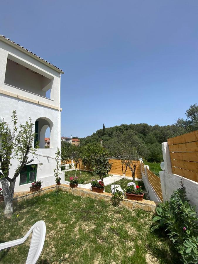 Villa Theo Marathias  Luaran gambar