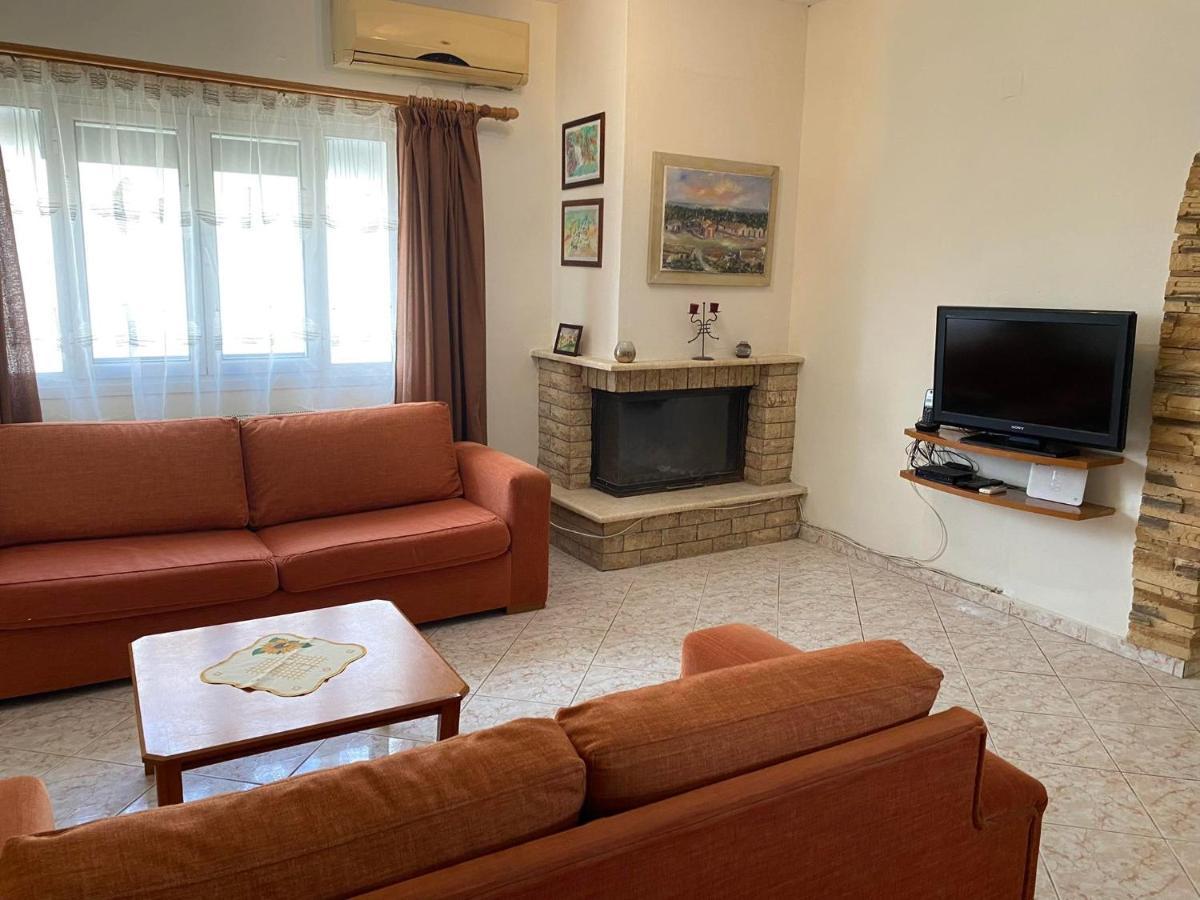 Villa Theo Marathias  Luaran gambar